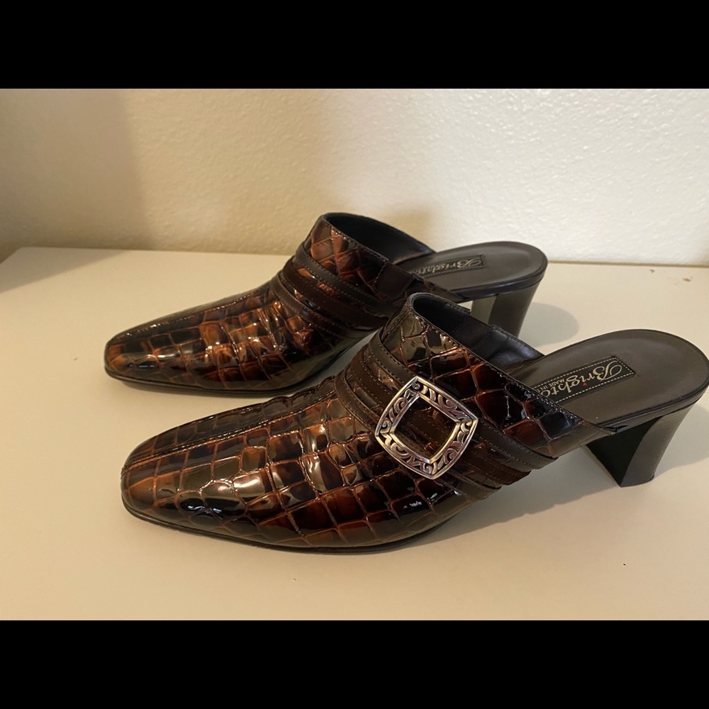 Brighton Italy Tudor Mules Brown Croc Patent 8.5 N